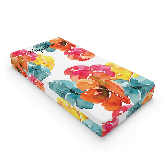 Flower Power Baby Changing Pad Cover - A Blooming Delight for Diaper Changes!